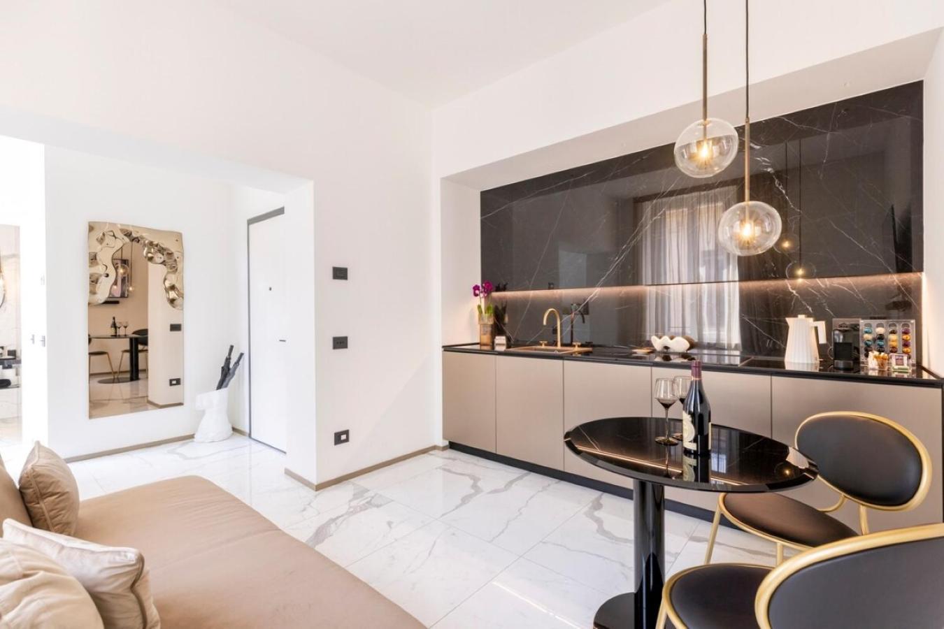 Manin Grand House Lägenhet Verona Exteriör bild