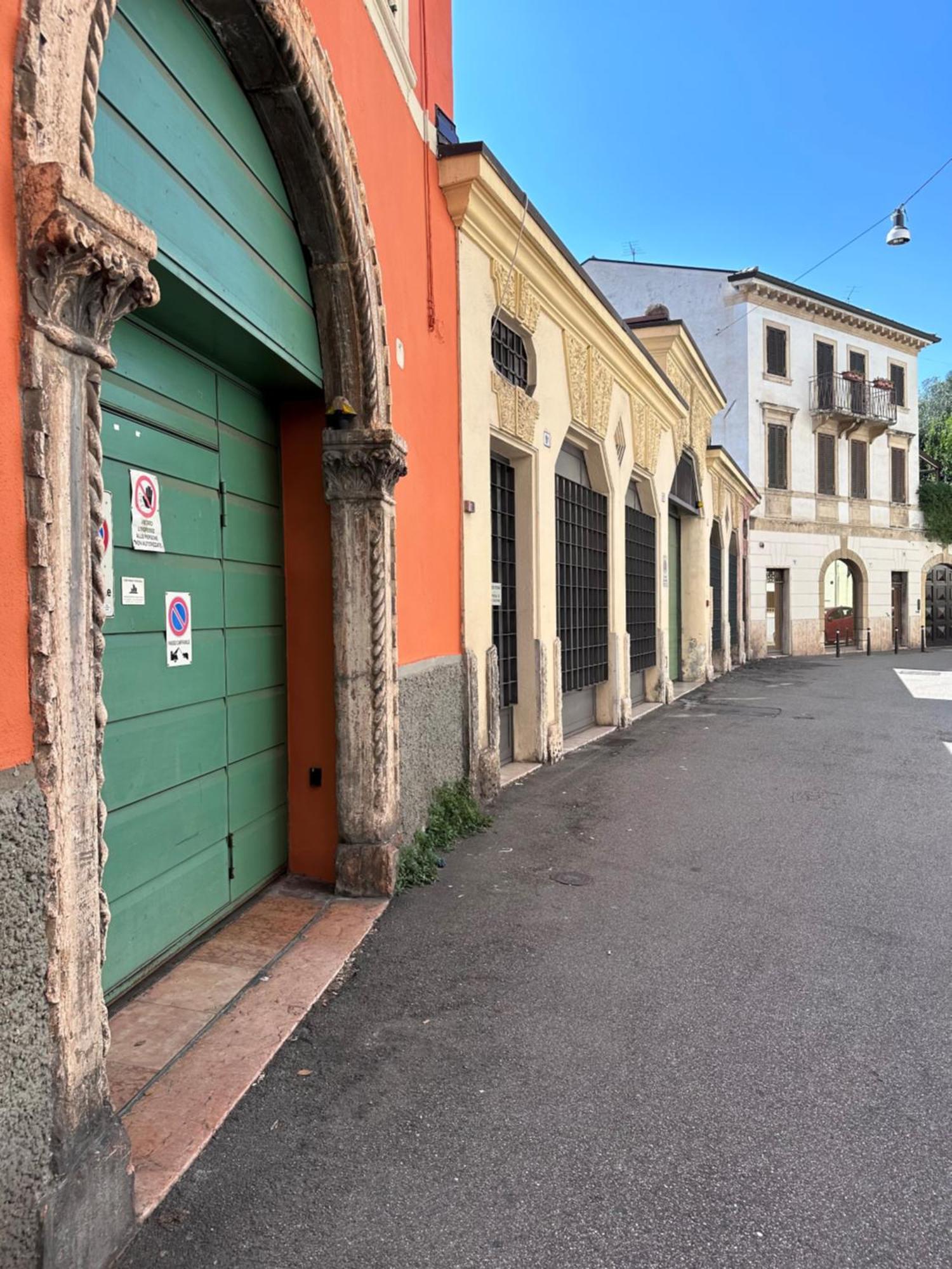 Manin Grand House Lägenhet Verona Exteriör bild